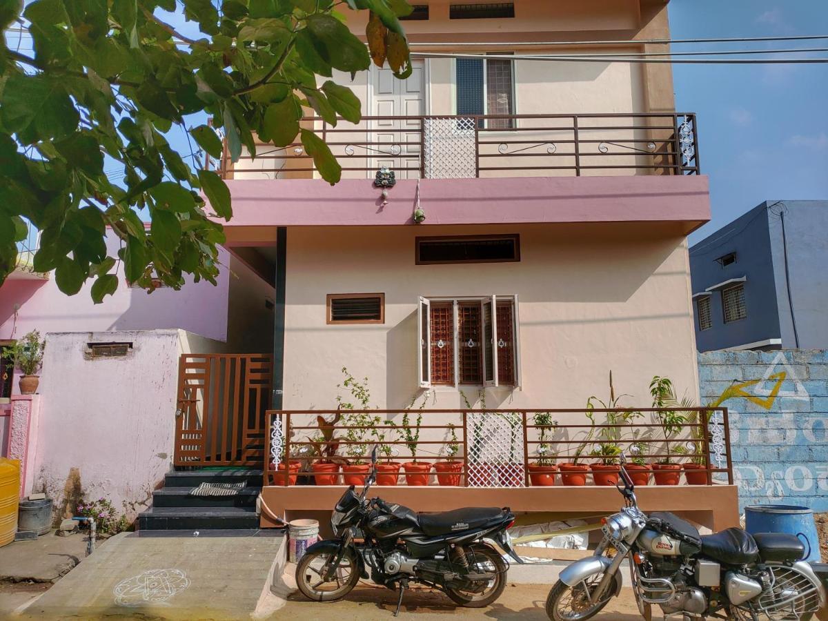 هامبي Vijayanagara Home Stay المظهر الخارجي الصورة